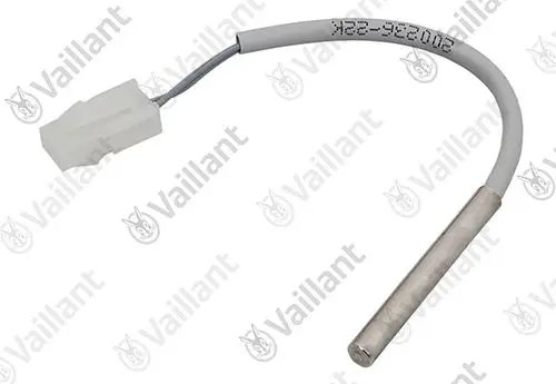 Fühler von Vaillant mit einem Metallfühler und einem Anschlussstecker an einem Kabel. Das Produkt dient zur Temperaturerfassung in Heizungsanlagen.